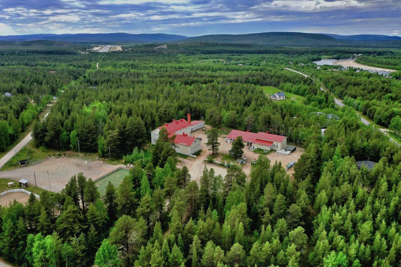Kuukkeli Ivalo Airport Inn Exterior foto