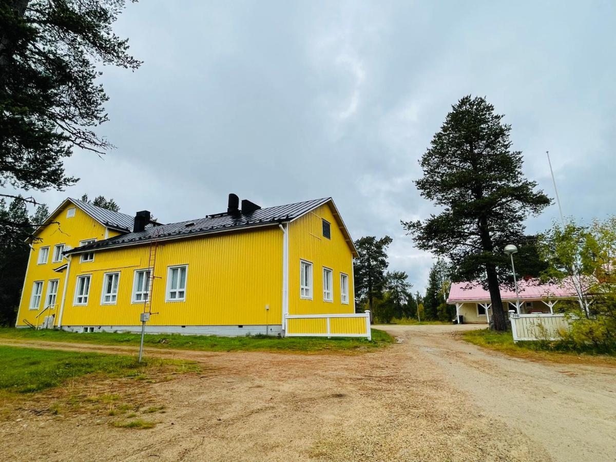 Kuukkeli Ivalo Airport Inn Exterior foto